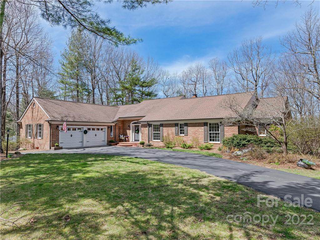 204 Maple Hill Drive - Photo 1