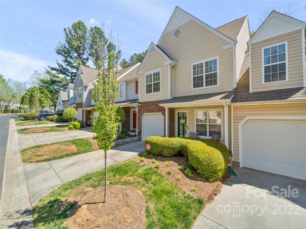 9023 Scotch Heather Way - Photo 1