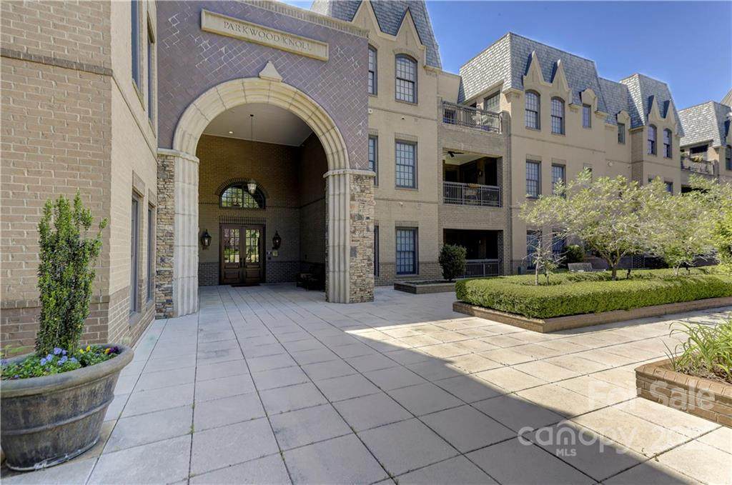 3242 Park Road - Photo 1