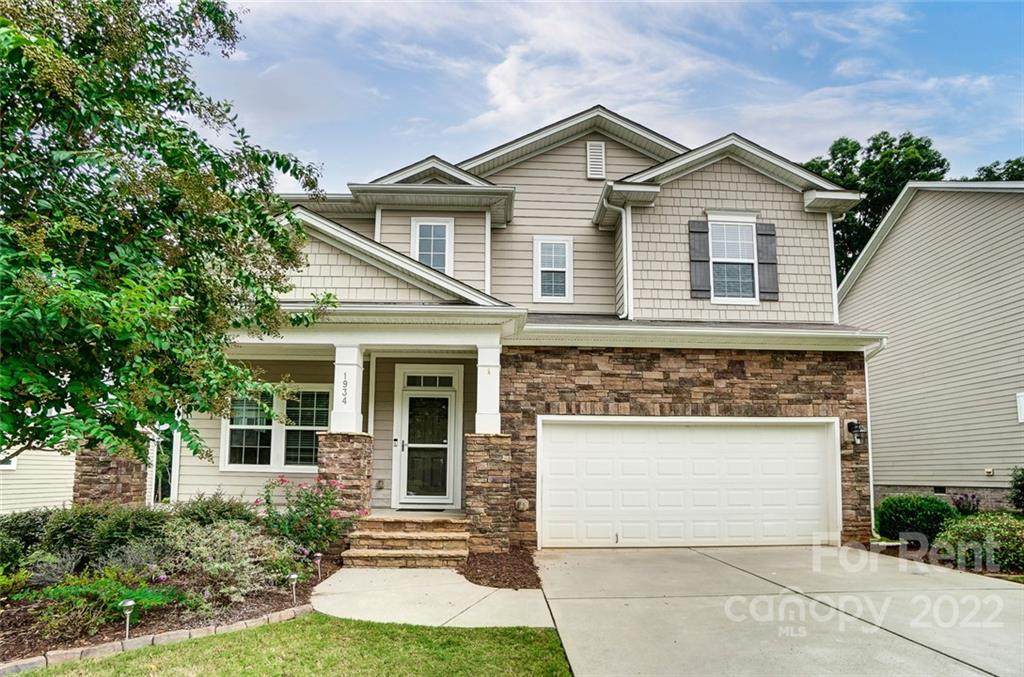 1934 Madeira Circle - Photo 1