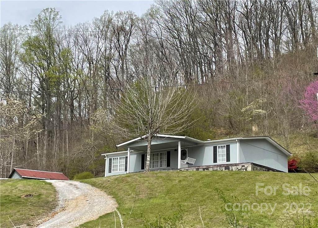 2020 Peppers Creek Road - Photo 1