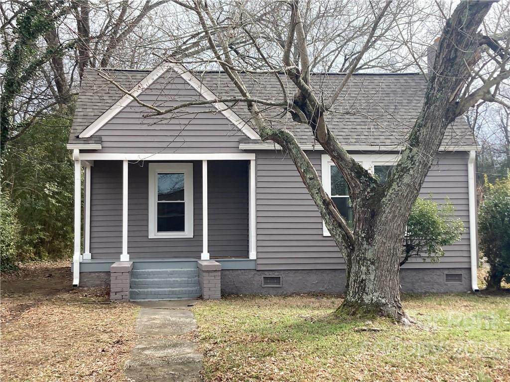 463 Green Street - Photo 1