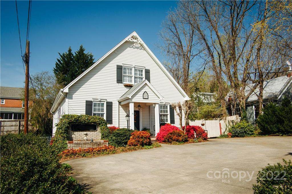 137 Logan Street - Photo 1