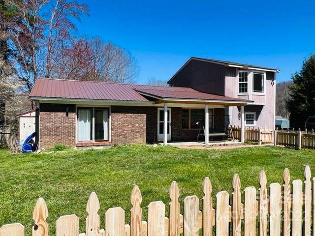 25 Pinewood Drive - Photo 1