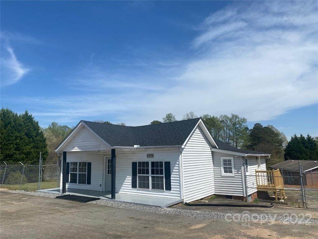 2739 Charlotte Highway - Photo 1