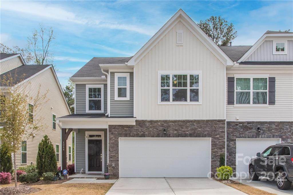 1346 Southpoint Trail - Photo 1