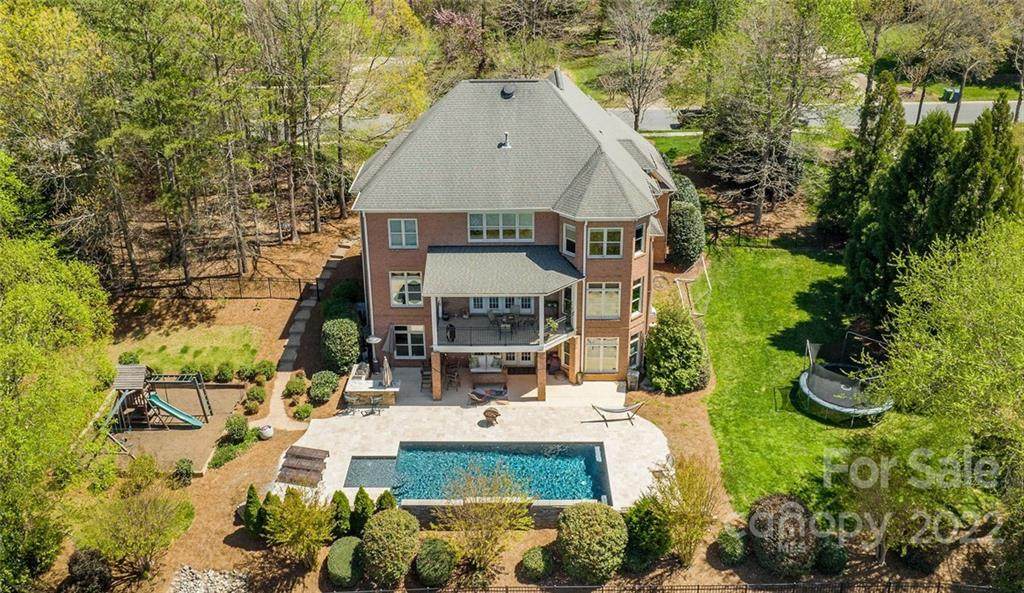 1032 Spyglass Lane - Photo 1