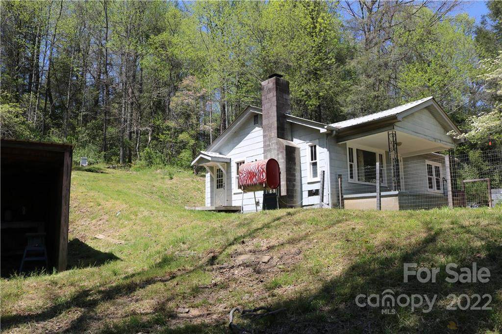 328 Old Greenville Road - Photo 1