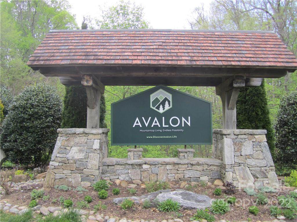Lot #17 Signature Row Boulevard - Photo 1