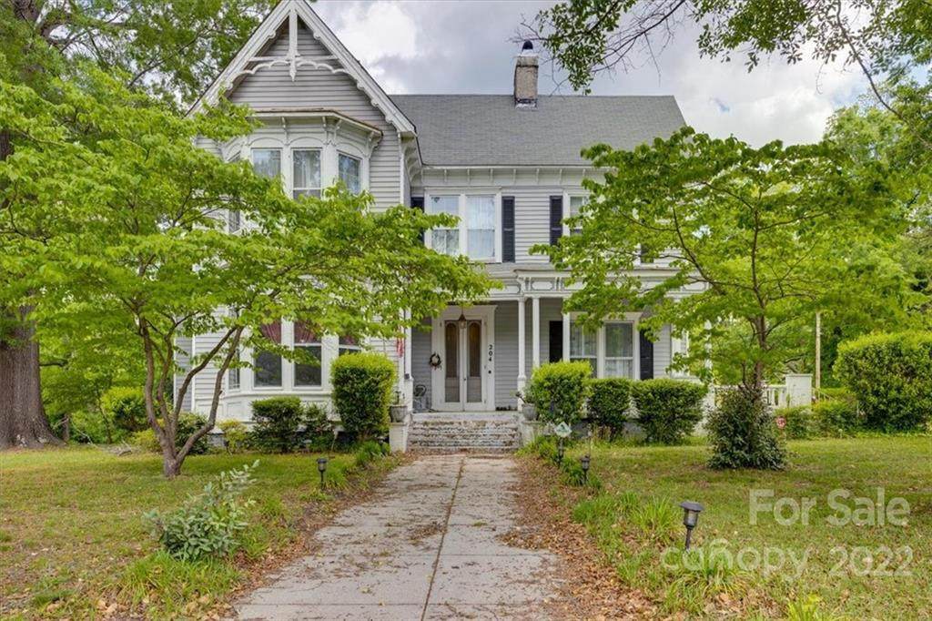 204 South Street - Photo 1