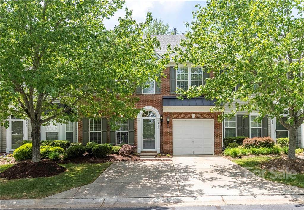 932 Kite Drive - Photo 1