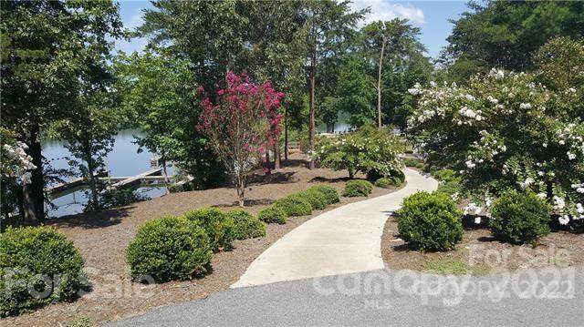 1172 Cleopatra Lane - Photo 1