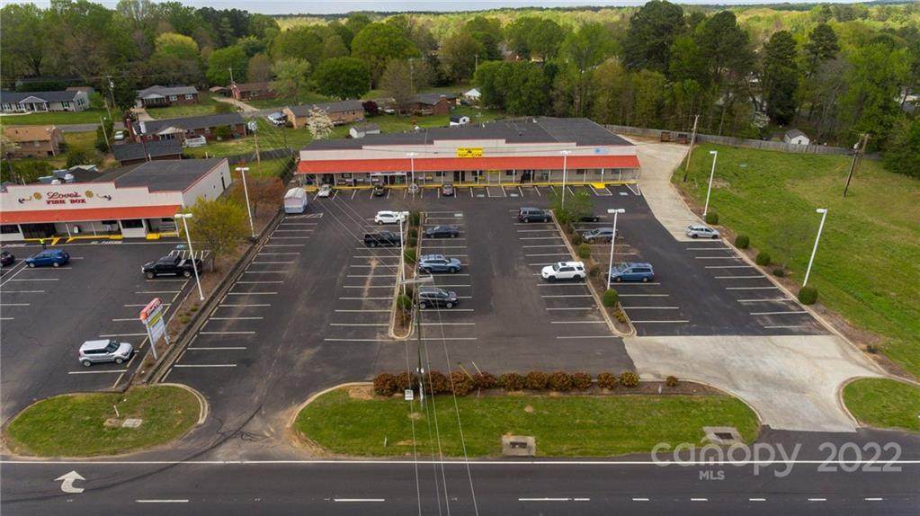 1008 Shelby Road - Photo 1
