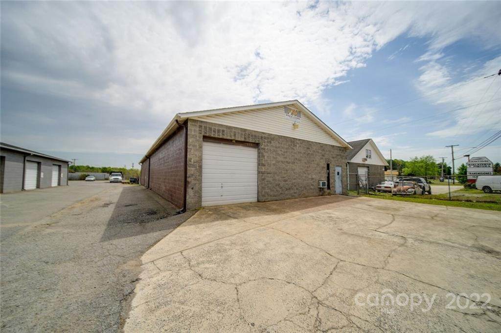1026 Central Drive - Photo 1