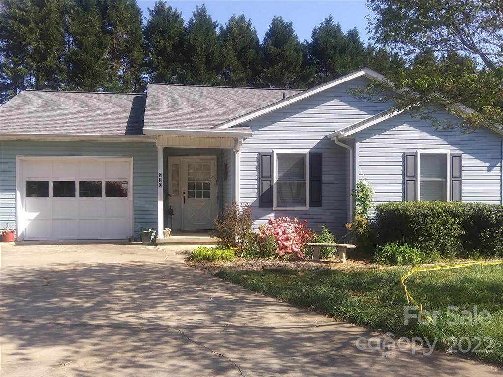 210 Autumn Circle - Photo 1