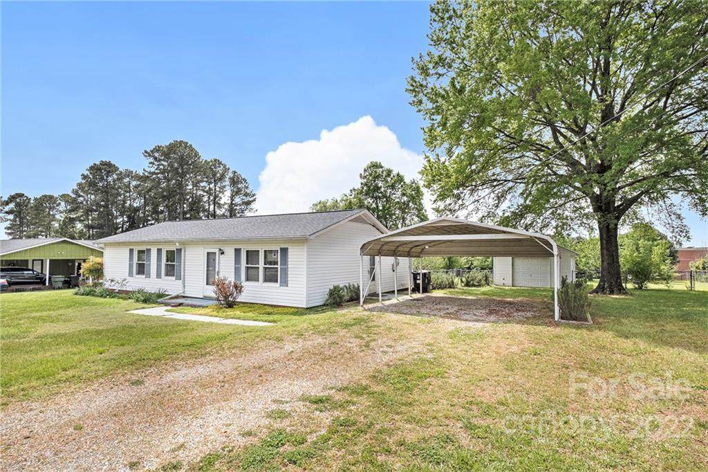 7 Cobblestone Lane - Photo 1