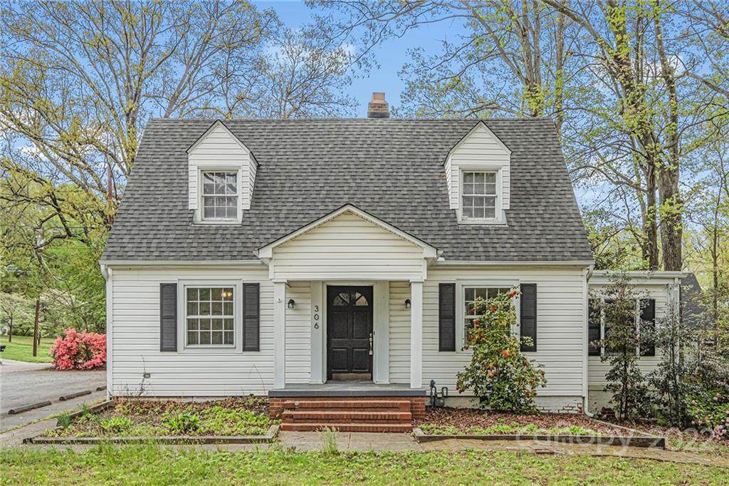 306 Cannon Boulevard - Photo 1
