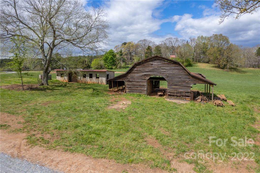 8215 Nc 9 Highway - Photo 1