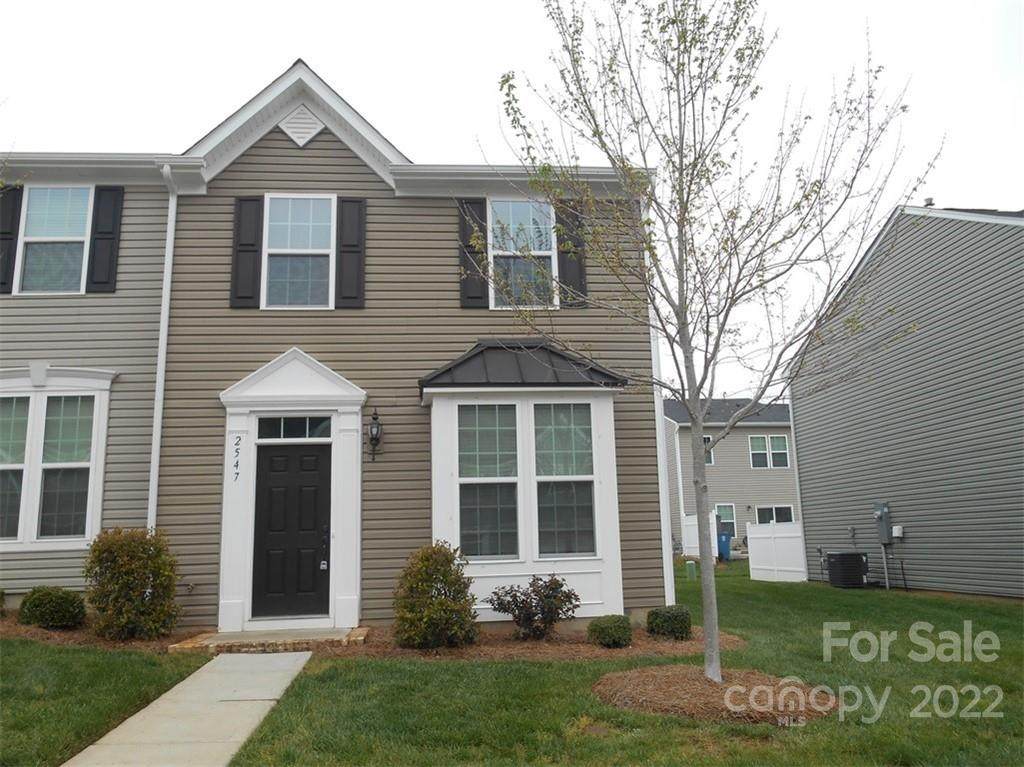 2547 Norman Isle Drive - Photo 1