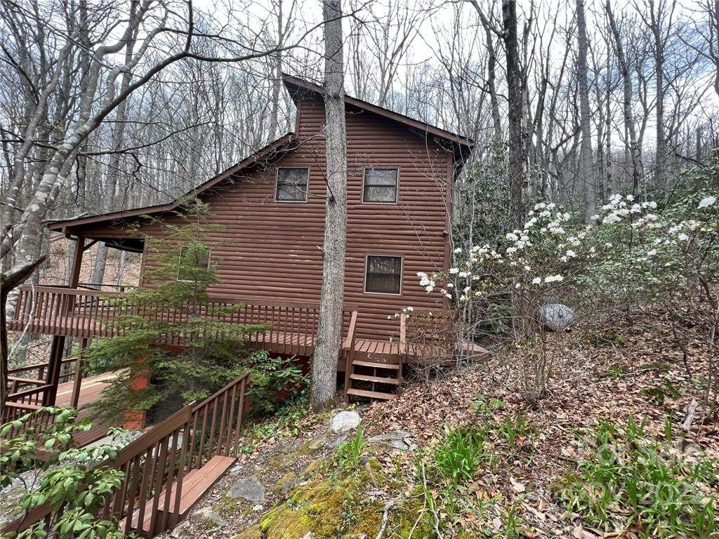 327 Poplar Drive - Photo 1