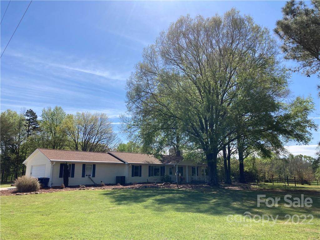 3306 Mount Pleasant Road - Photo 1