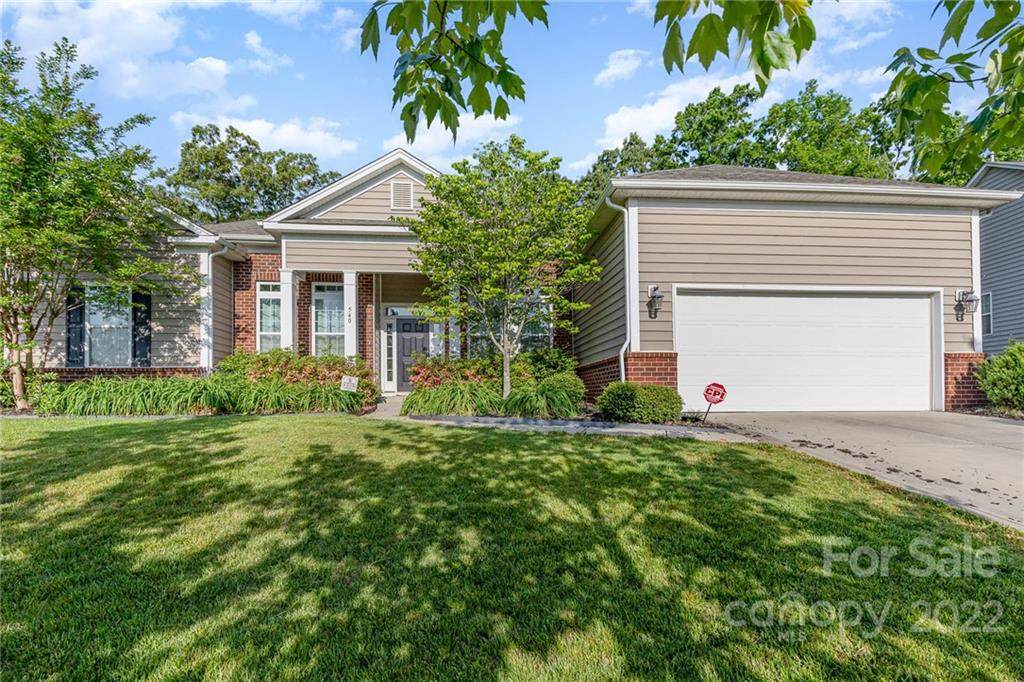 540 Becker Avenue - Photo 1