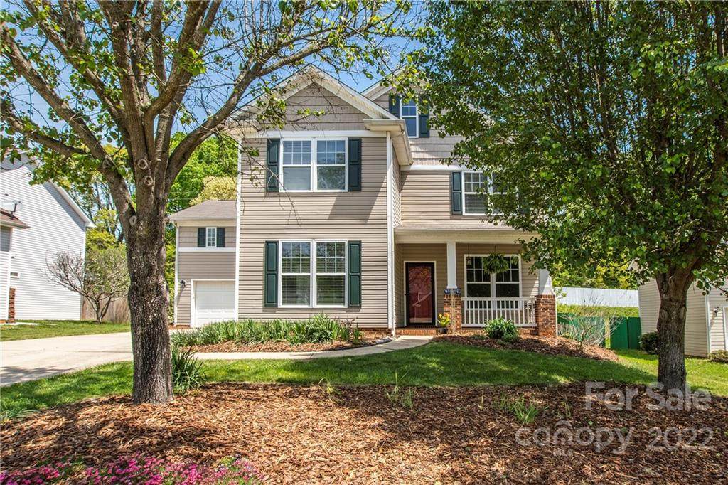 2626 Windsor Chase Drive - Photo 1