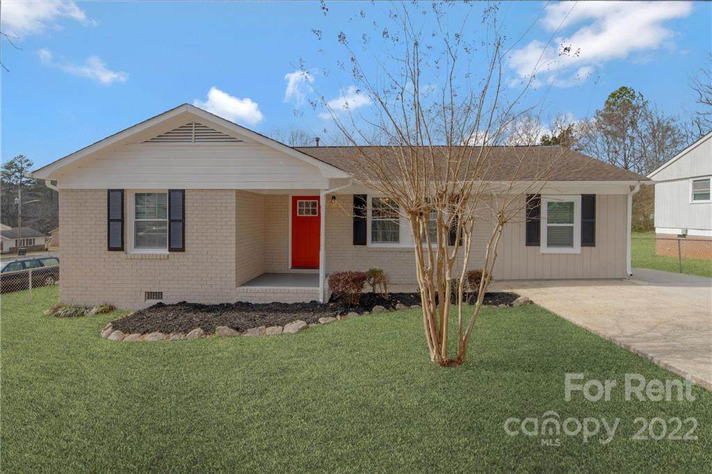 2321 Lyon Street - Photo 1