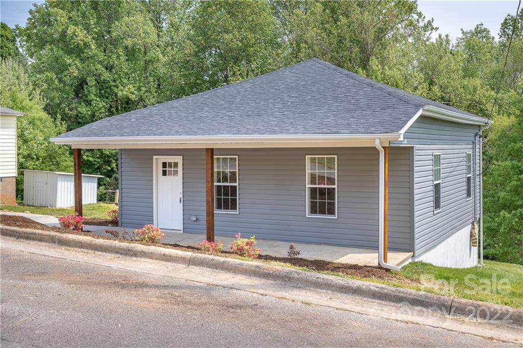 613 Dixie Avenue - Photo 1
