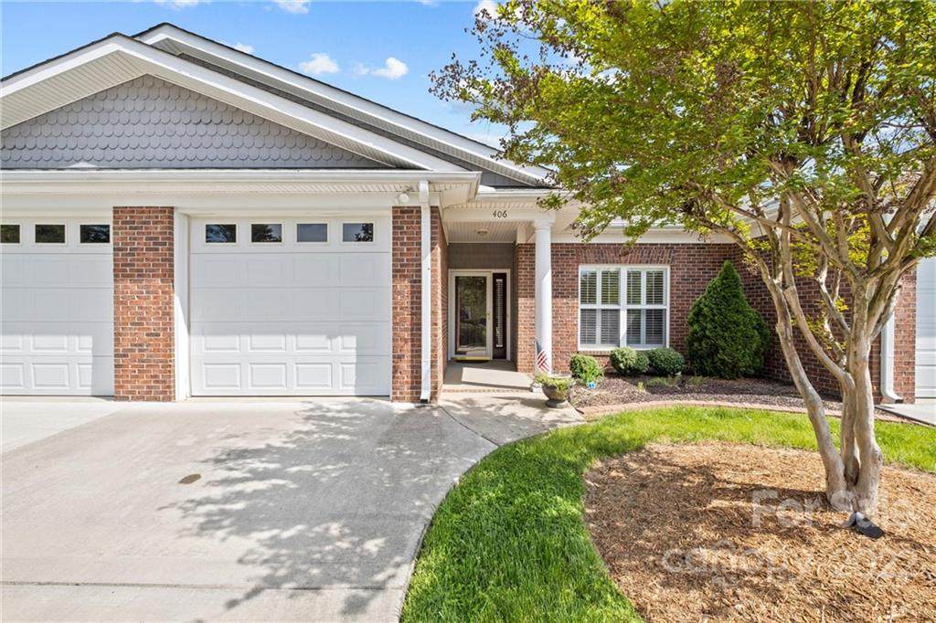 406 Wyndham Place - Photo 1