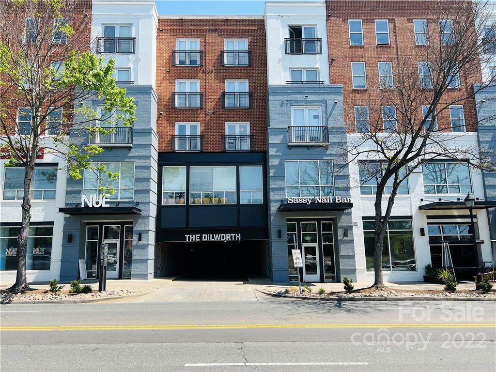 1315 East Boulevard - Photo 1