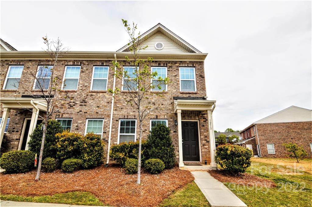 1213 Skywatch Lane - Photo 1