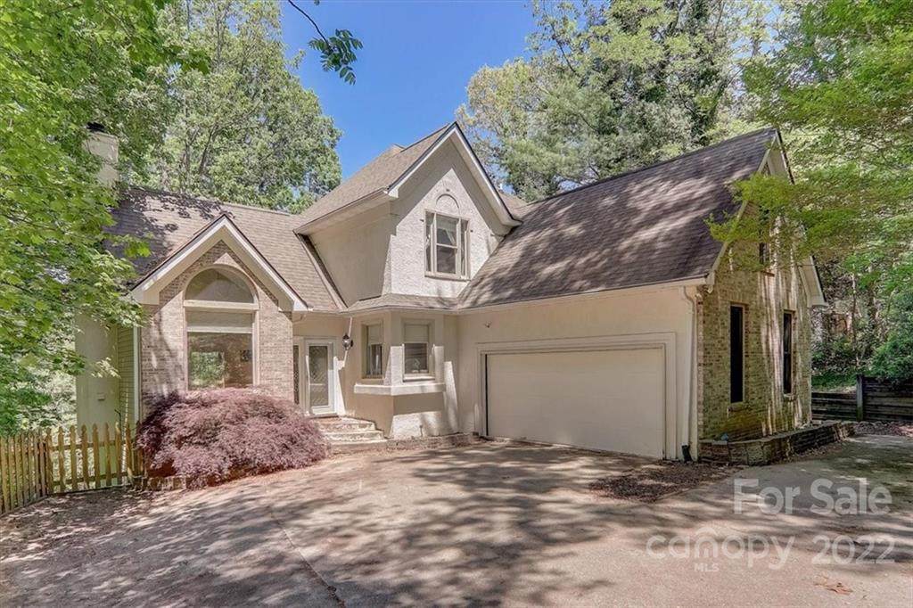 733 Zelda Court - Photo 1