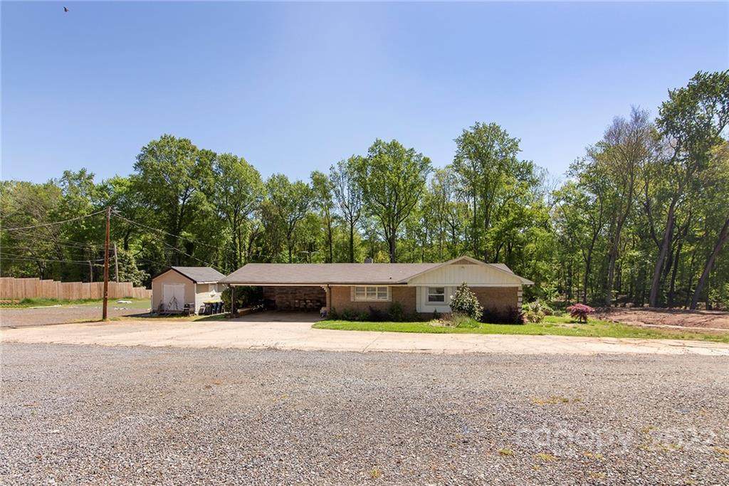 218 Sequoia Place - Photo 1