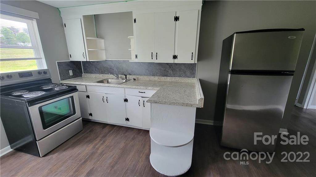 3309 Clarence Towery Circle - Photo 1