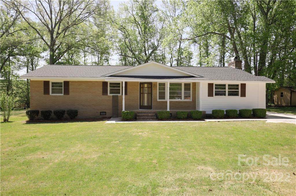 861 Mark Lane - Photo 1
