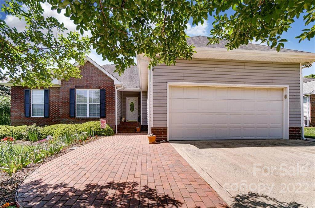 1430 Hilton Way - Photo 1