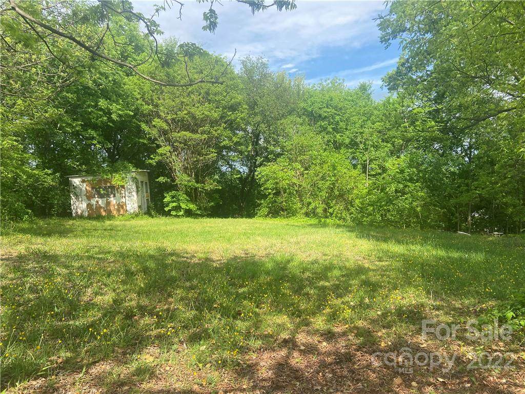 39 Hawthorne Street - Photo 1