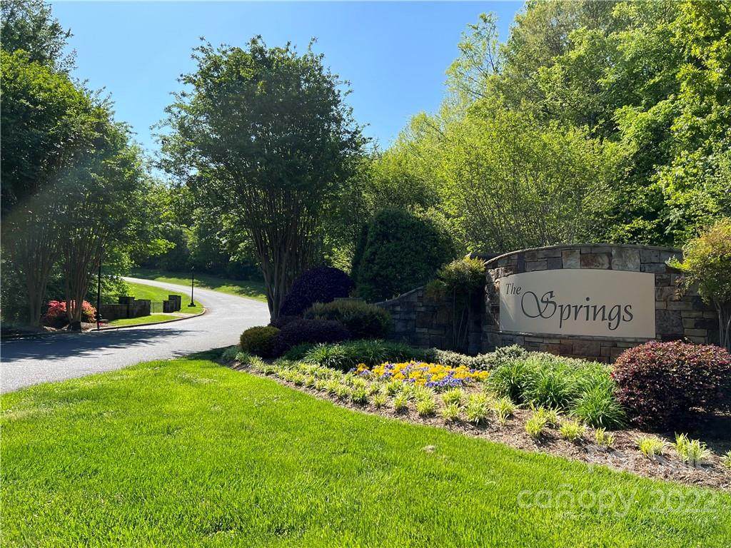 128 Sirocco Drive - Photo 1