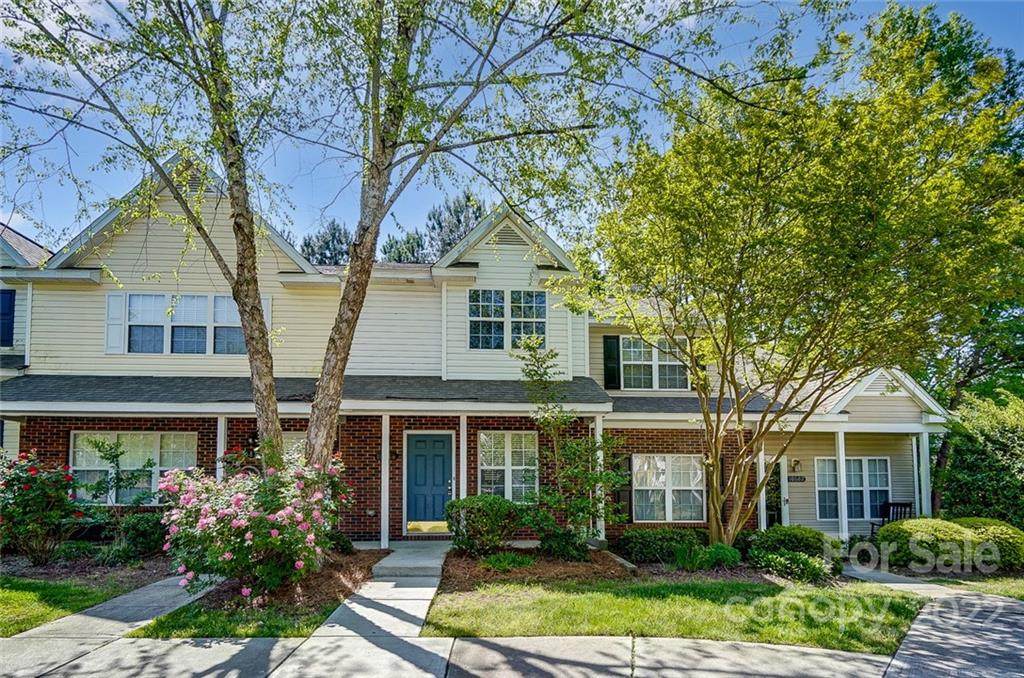 10866 Holly Ridge Boulevard - Photo 1