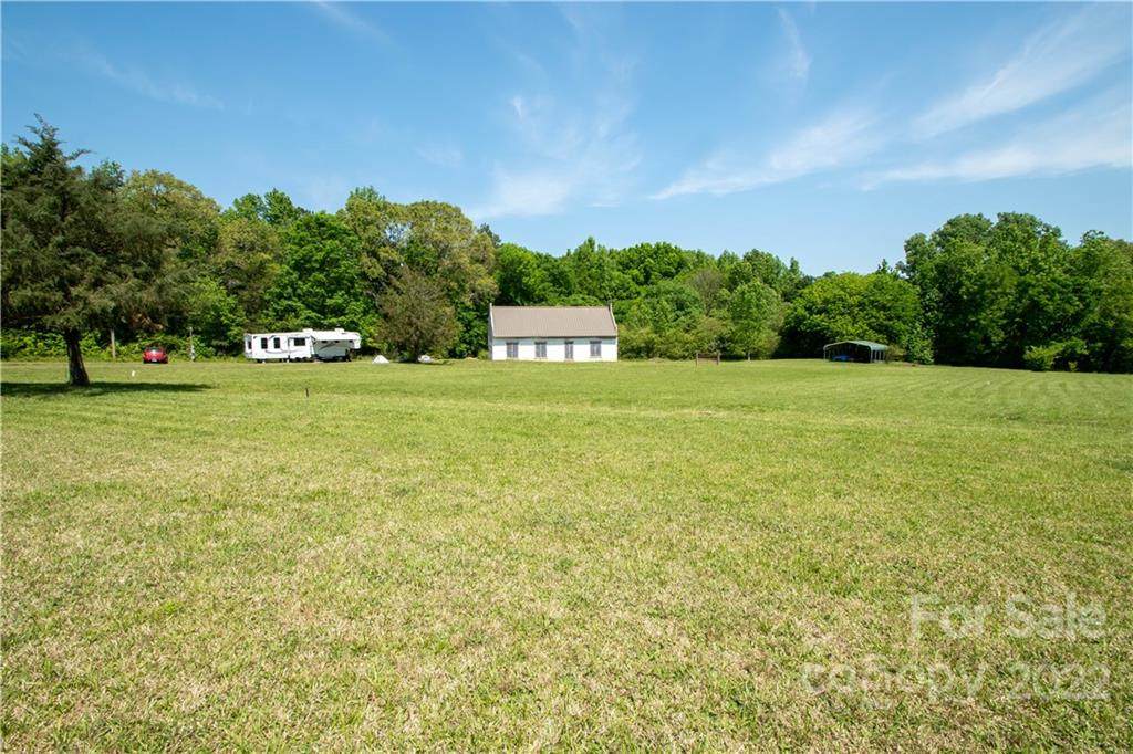3018 Old Montgomery Place Road - Photo 1