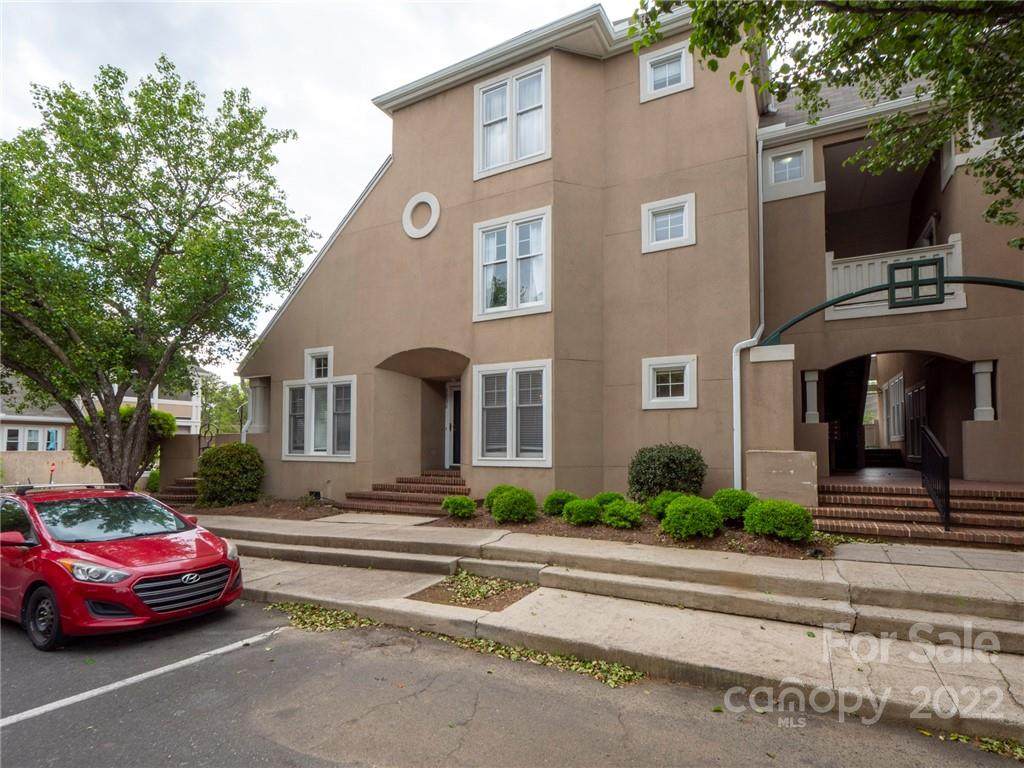 9208 Ravenwing Drive - Photo 1