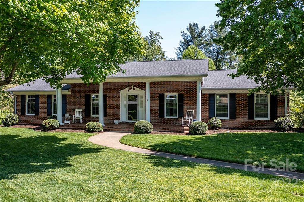 110 Wedgewood Court - Photo 1