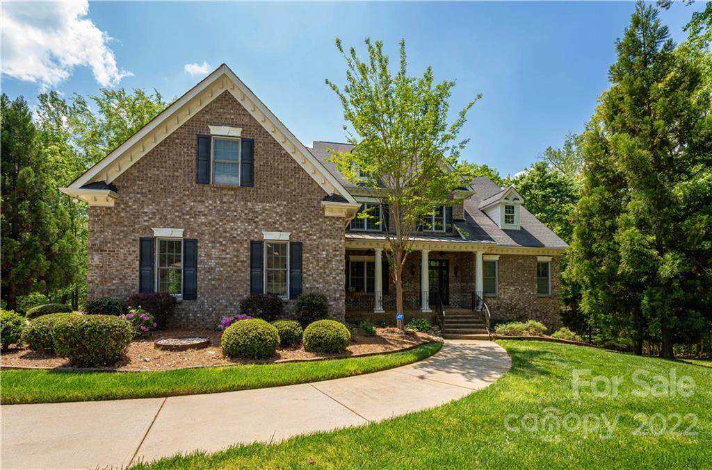 9008 Caliterra Drive - Photo 1