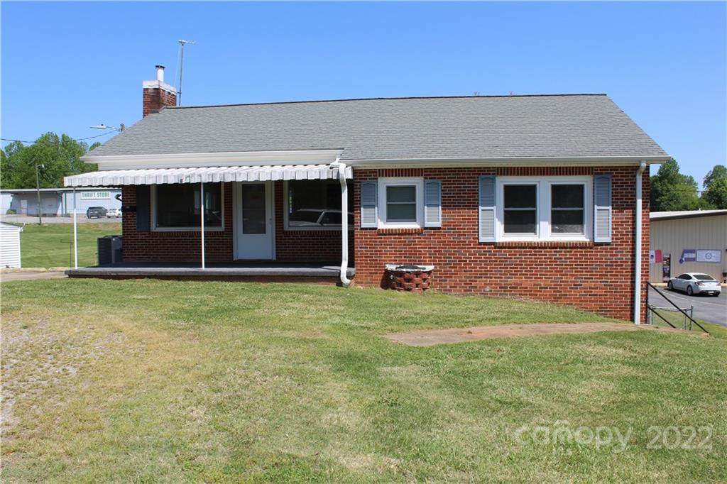 727 Main Street - Photo 1