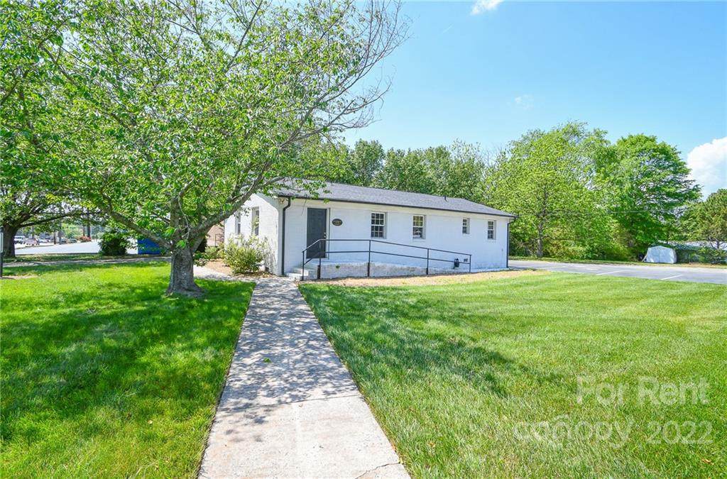 1207 Skyway Drive - Photo 1
