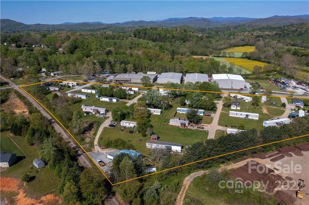104 Eastwind Drive - Photo 1