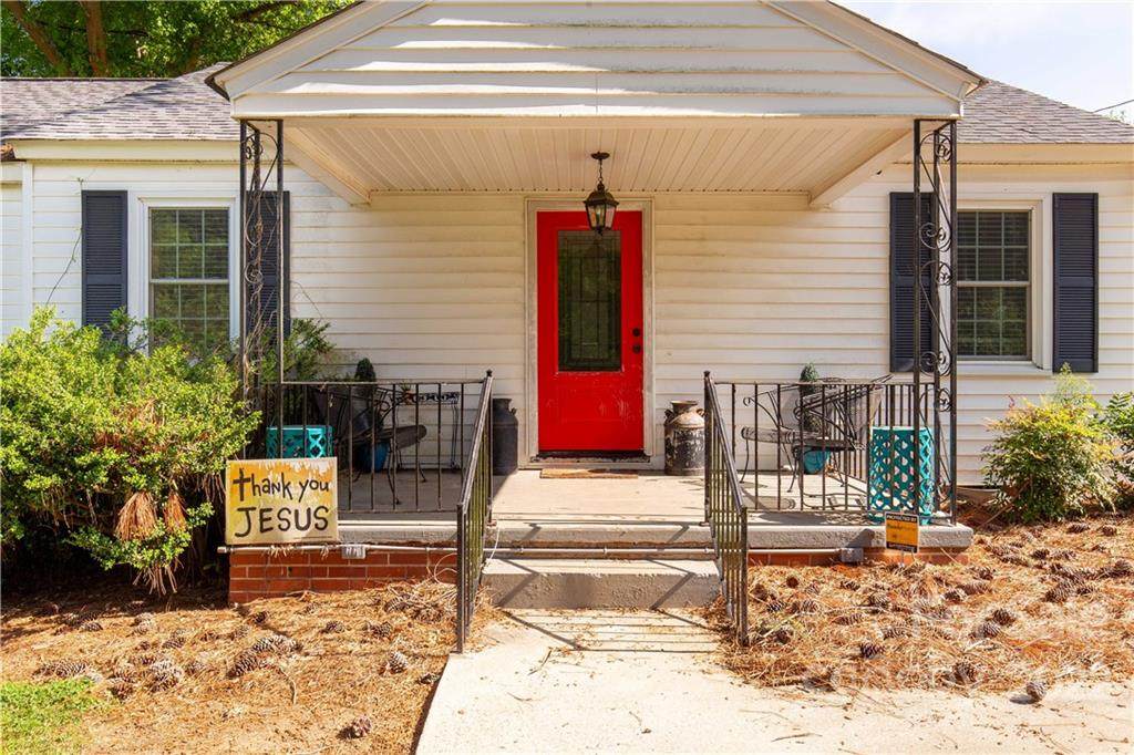 1217 Laurel Avenue - Photo 1