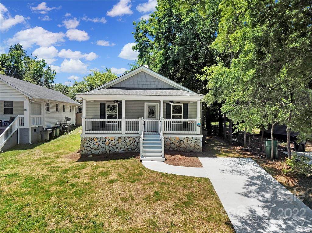 921 Justice Avenue - Photo 1