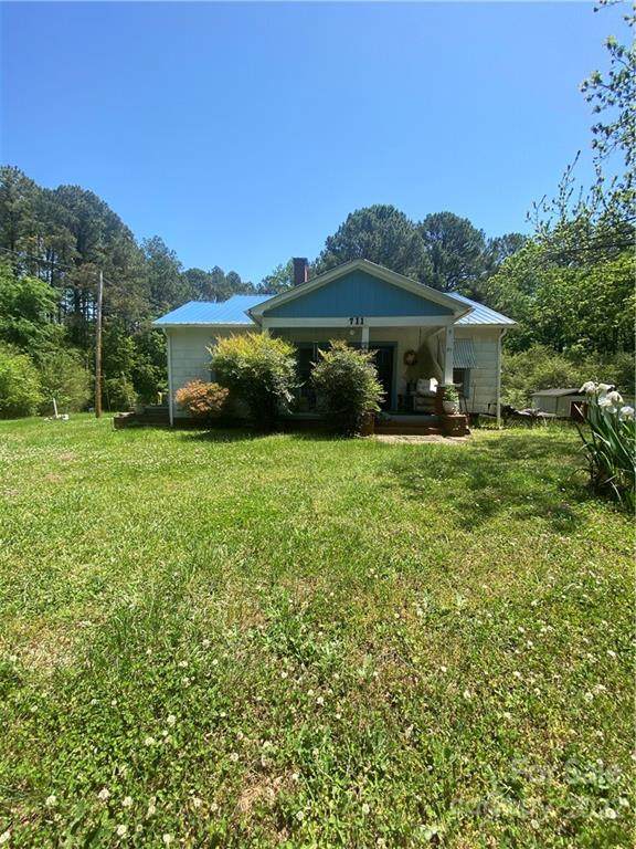711 Deberry Road - Photo 1